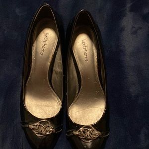 Liz Claiborne, size 9, patent leather pumps, rubber sole. Timeless design.